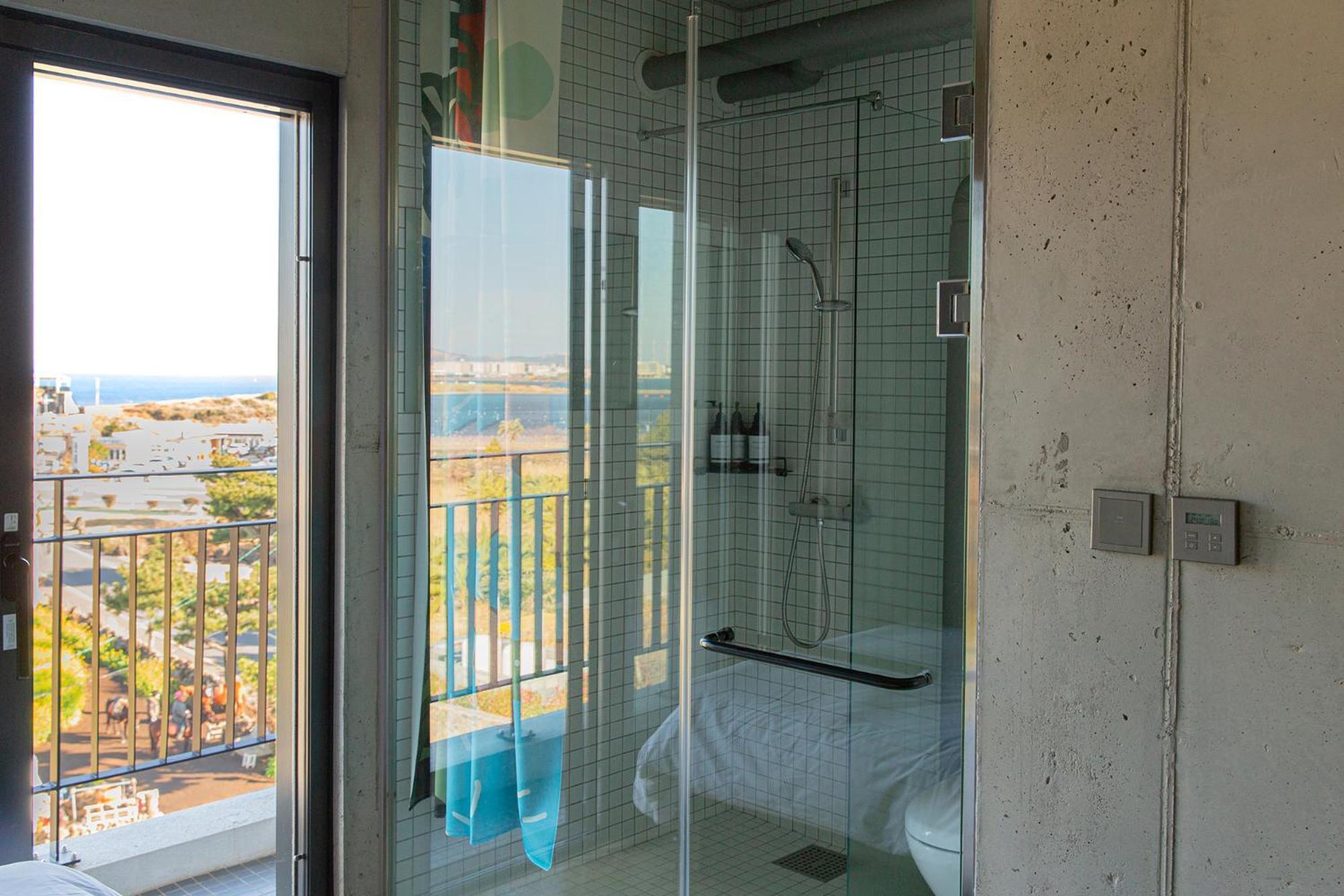Playce Camp Jeju Hotel Oso-ri Kültér fotó